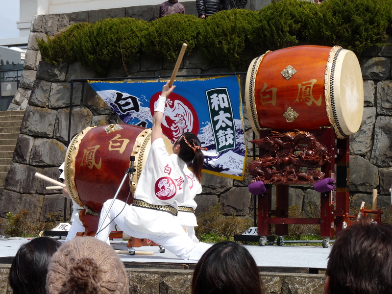 a_千葉城桜まつり網打舞土花⑥20170428-105744