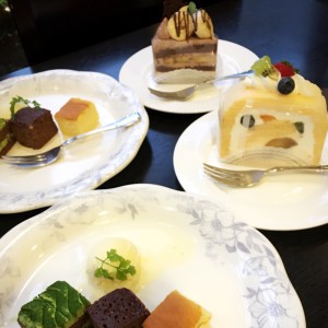 6CB6E9FF-74CC-48E7-A287-C0D828BEA6E0